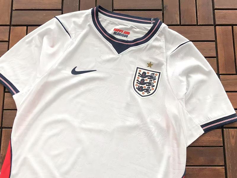 Football T-shirt · 6