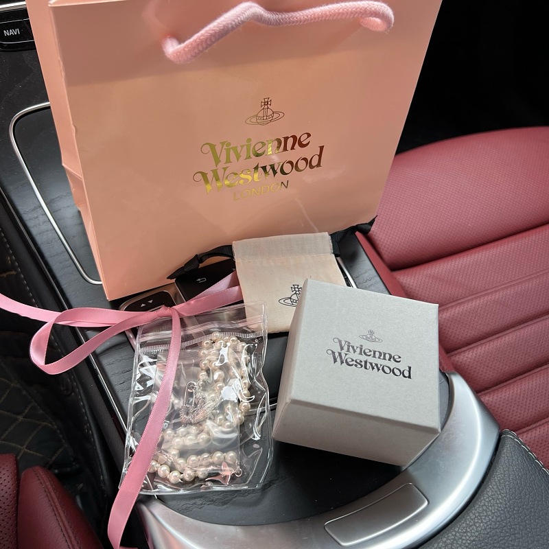 Vivienne Westwood Jewelry 7