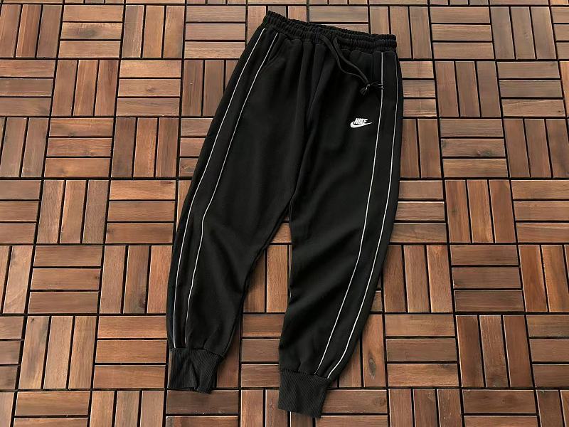 Nike Trousers 10