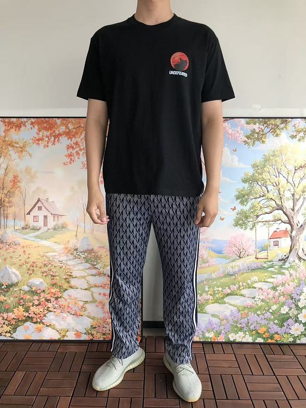 Undefeated T-shirt · 3