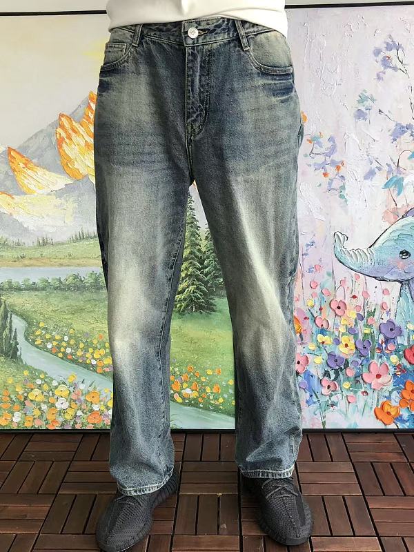 M R Jeans 3