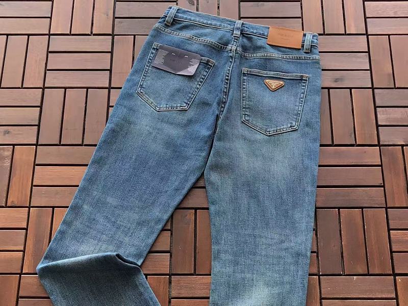 P A A Jeans · 5
