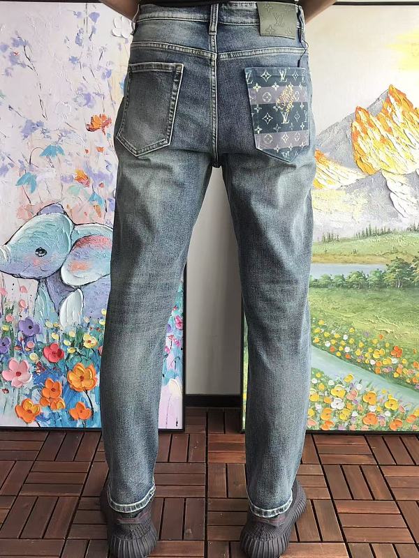 L Jeans 4