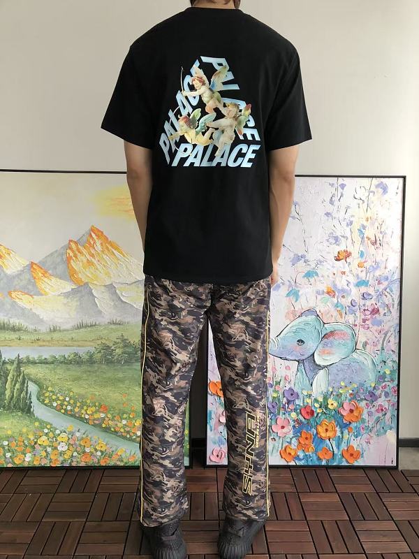 P La E T-shirt · 4