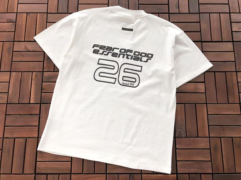 Essentials T-shirt 11