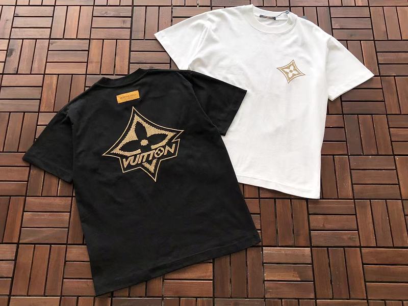 L T-shirt · 6