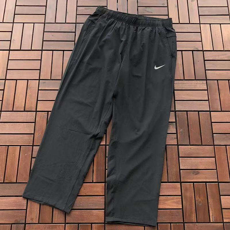 Nike Trousers 7