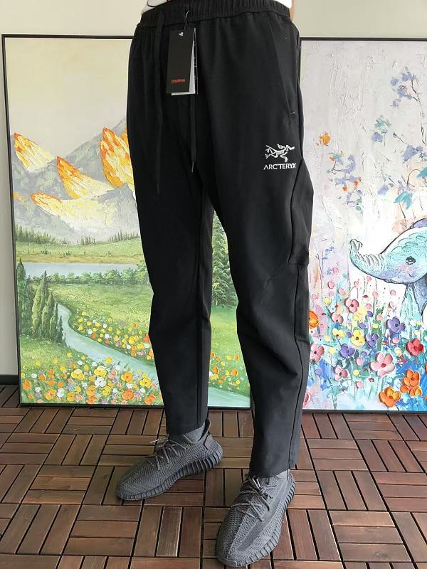 A T Yx Trousers · 3