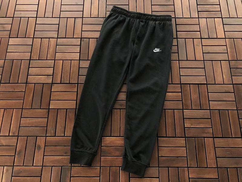 Nike Trousers 8
