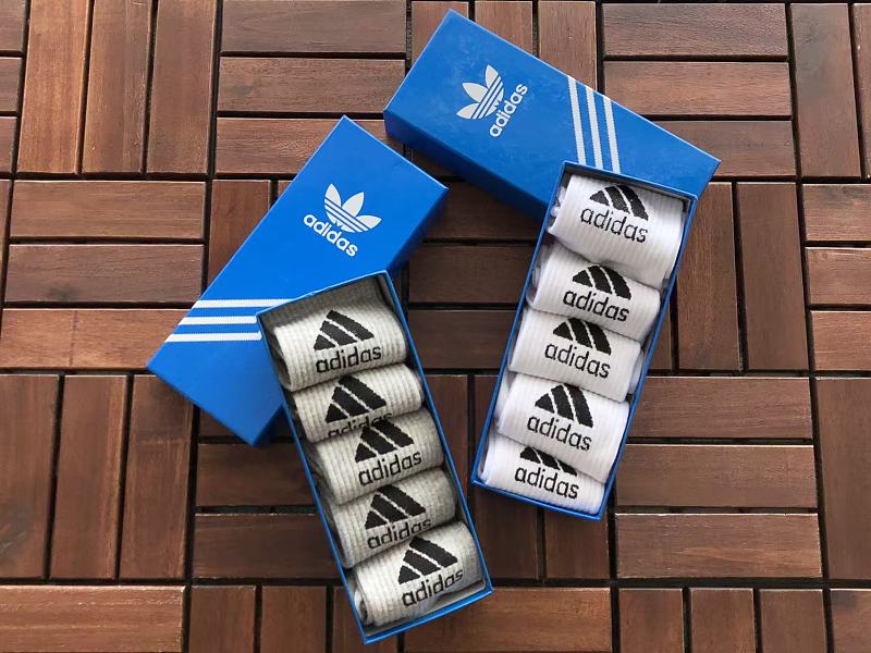 Di As Socks · 3