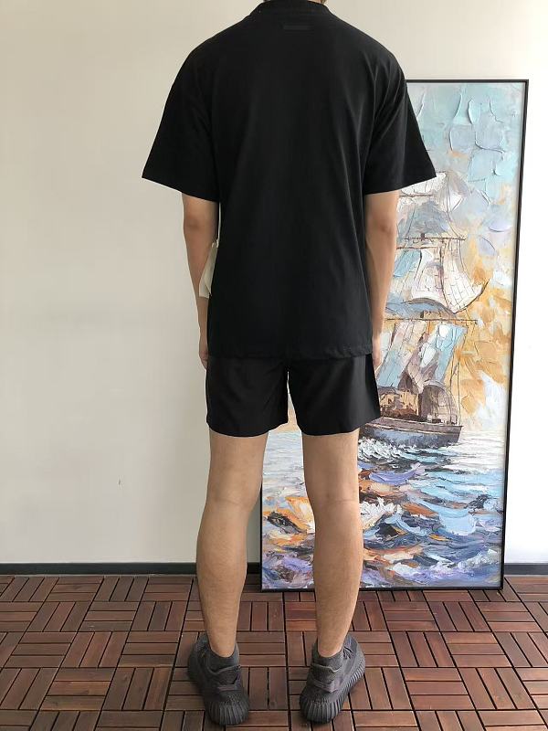 Essentials T-shirt 12
