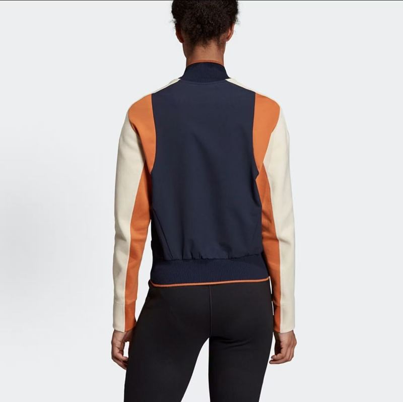 Di As Jacket · 4