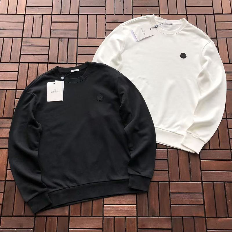 M R Sweater · 5