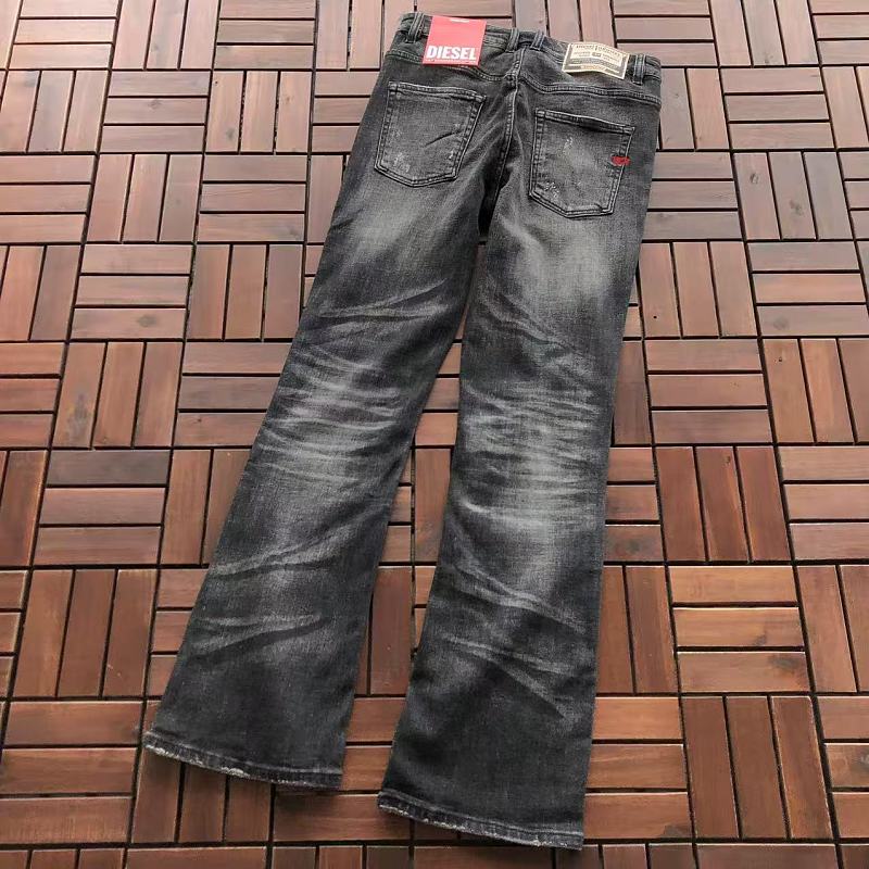 D E E Jeans · 3