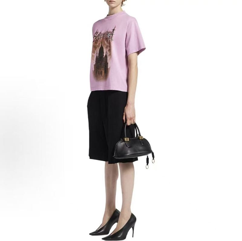 B L Ia A T-shirt · 6