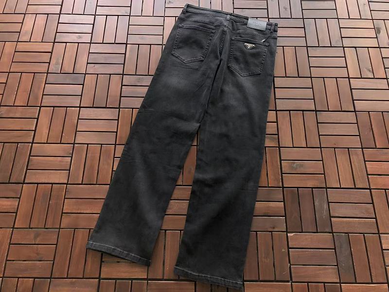 P A A Jeans · 6