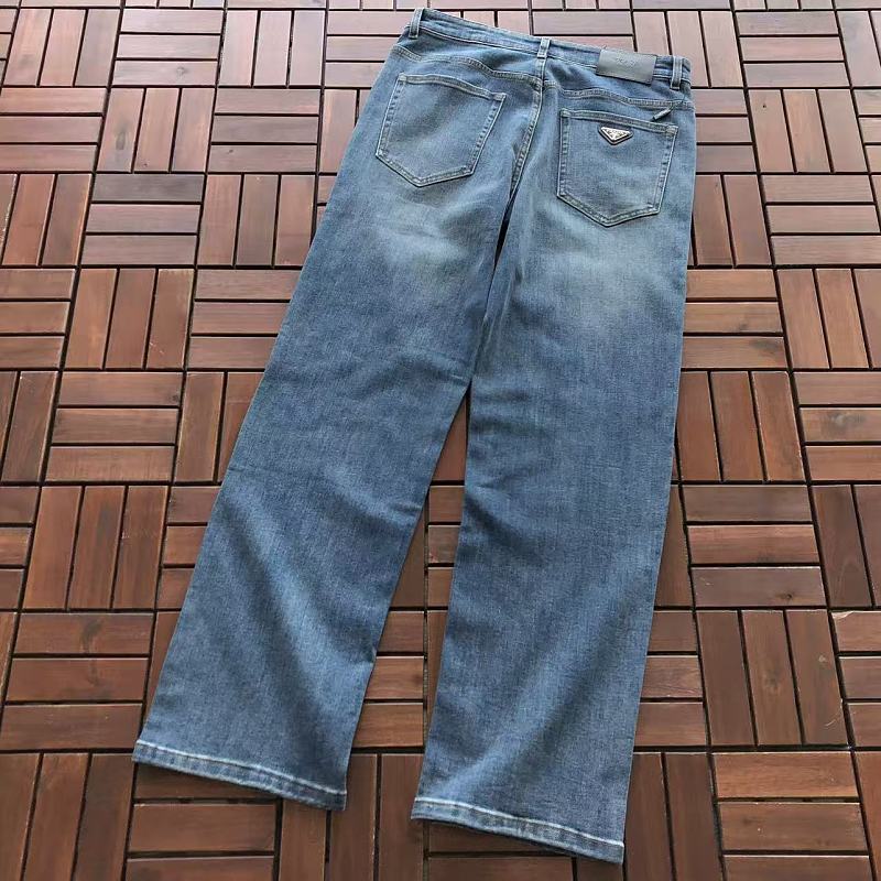 P A A Jeans · 5