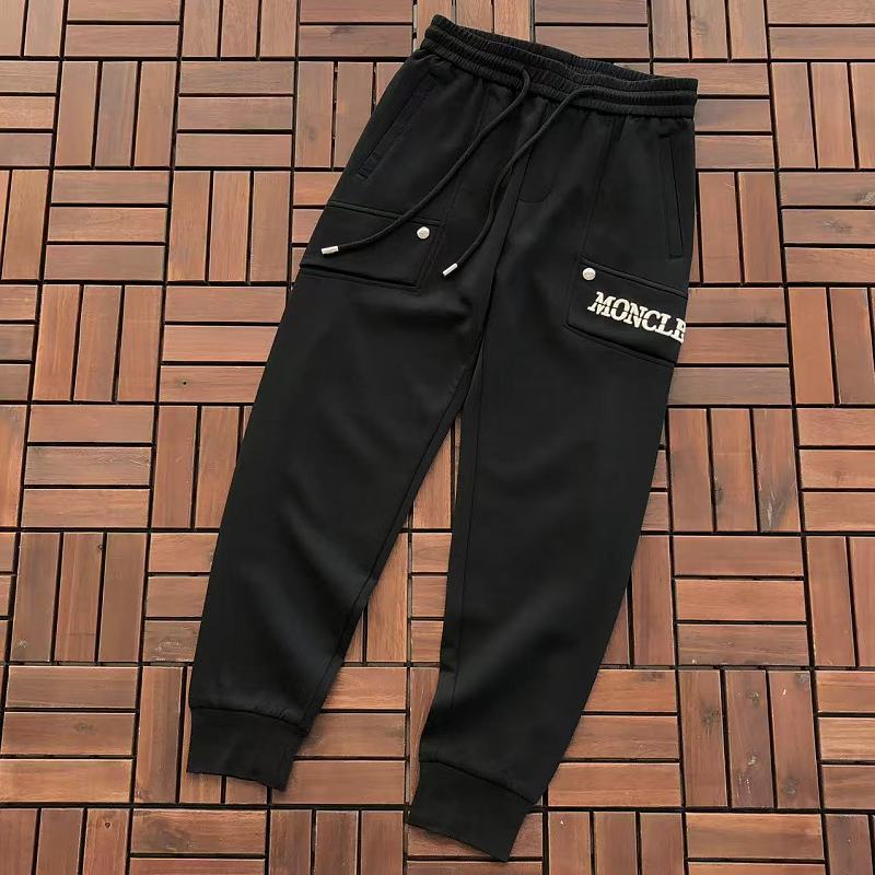 M R Trousers · 5