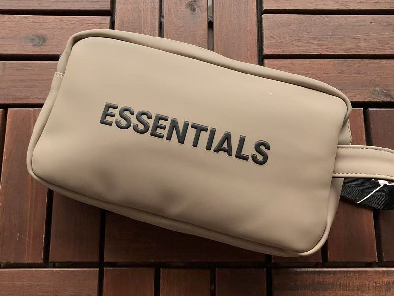 Essentials Bag 4