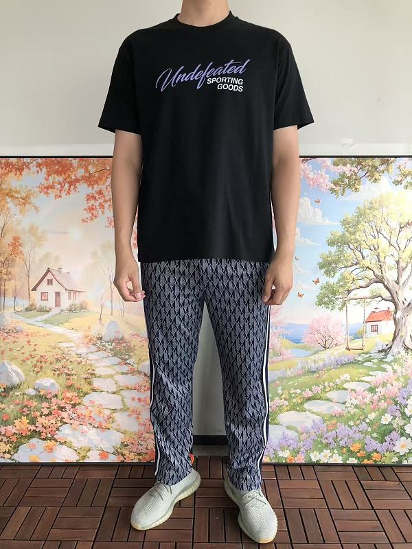 Undefeated T-shirt · 4