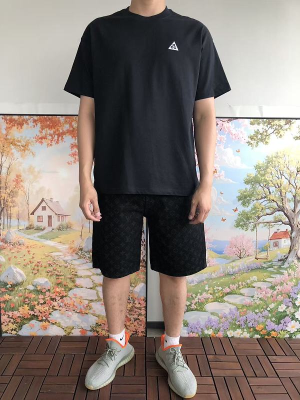 Nike & A G T-shirt 8