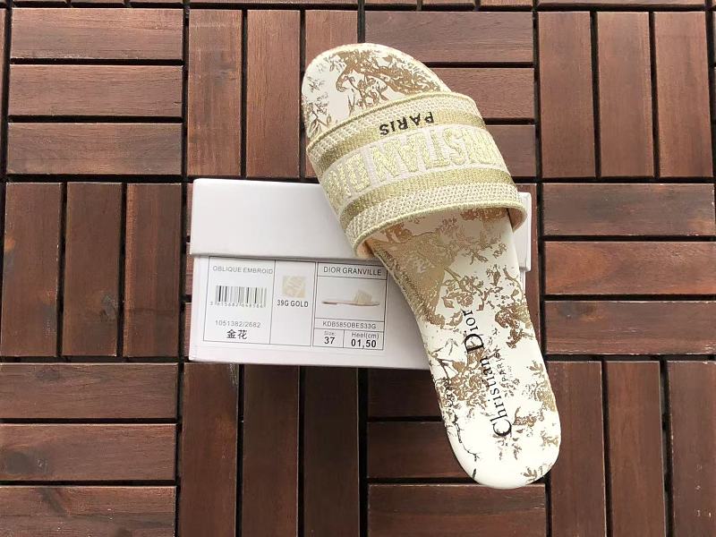 D O Slippers 6