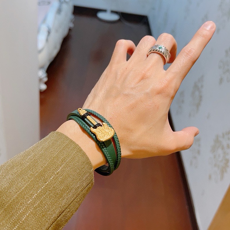 G C I Jewelry · 3