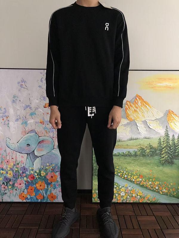 On Ru I G Sweater · 3