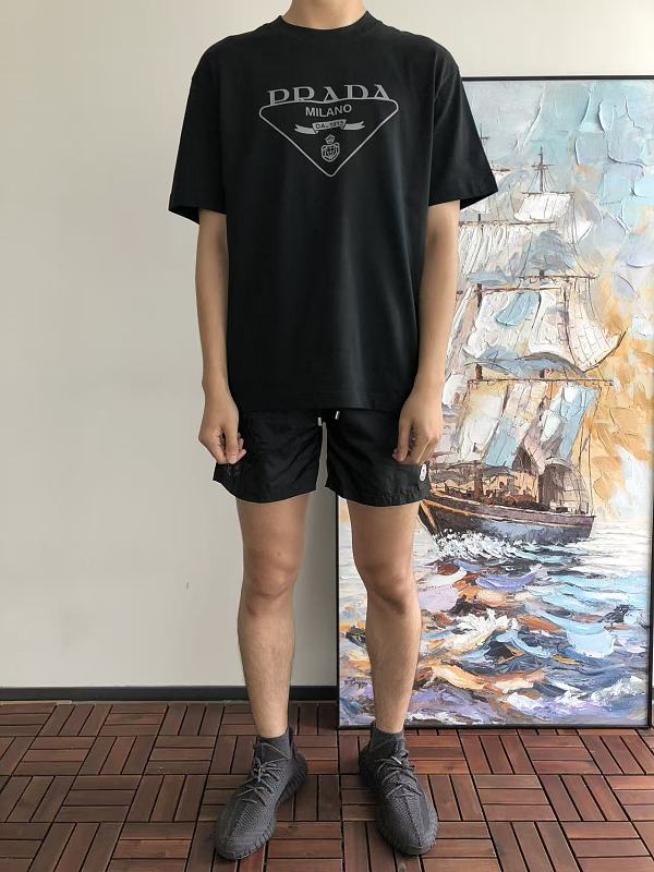 P A A T-shirt · 3