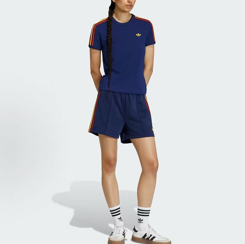 Di As T-shirt · 5