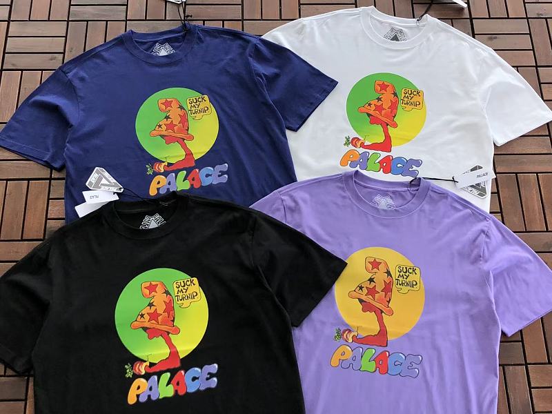 P La E T-shirt 8