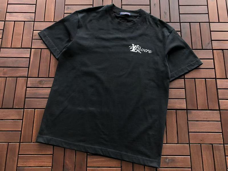 L T-shirt 8