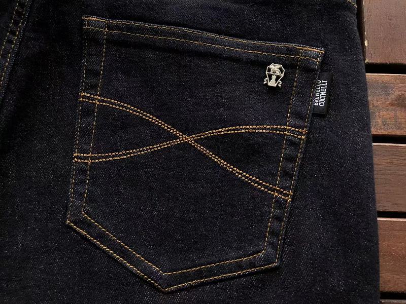 Br N L O C Ci L I Jeans · 6