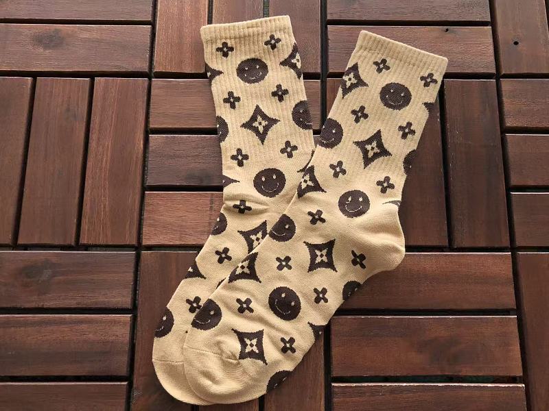 L Socks 11
