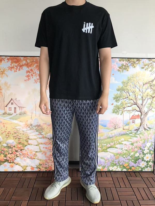 Undefeated T-shirt · 3