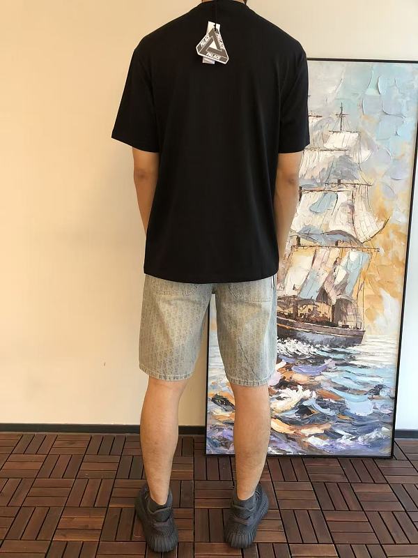 P La E T-shirt · 5