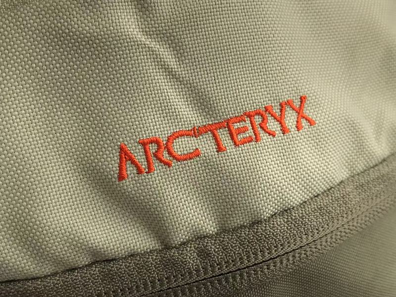 A T Yx Bag 11