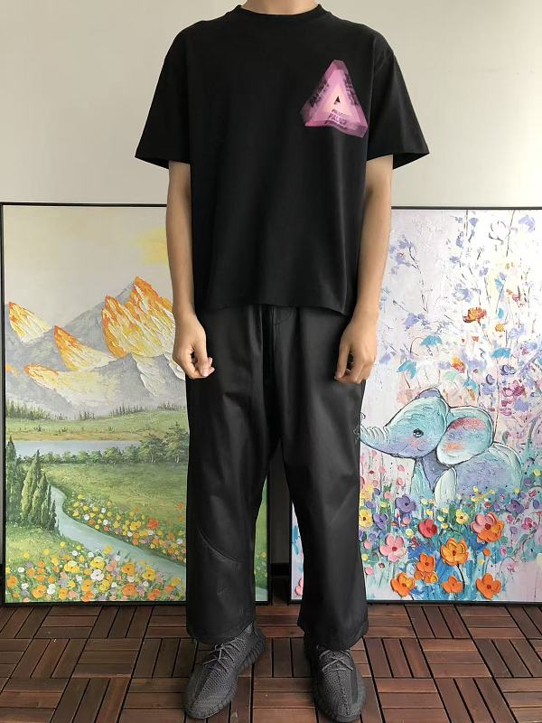 P La E T-shirt · 3