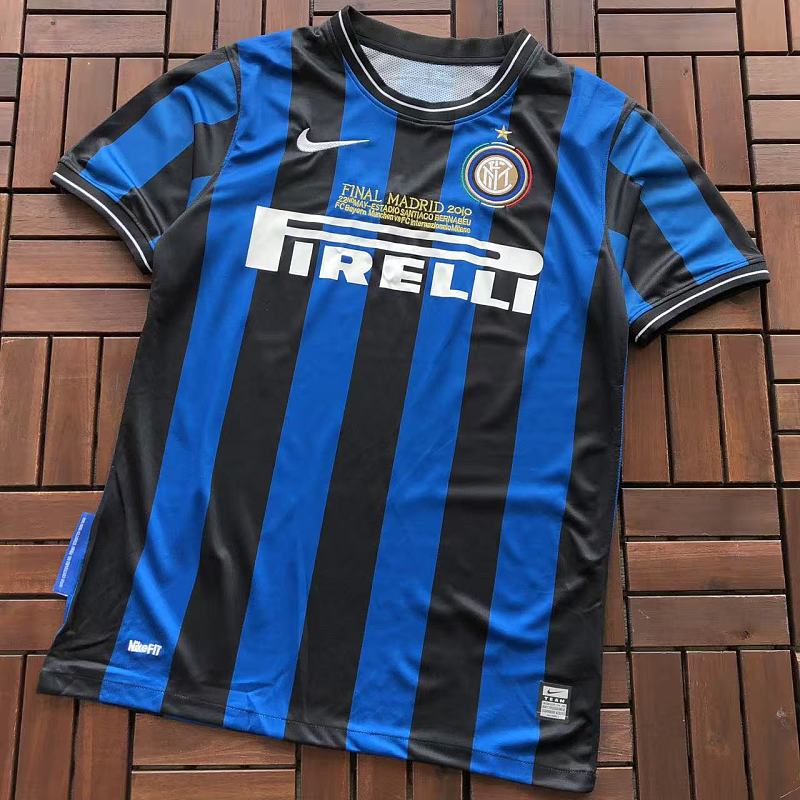 Football T-shirt · 4