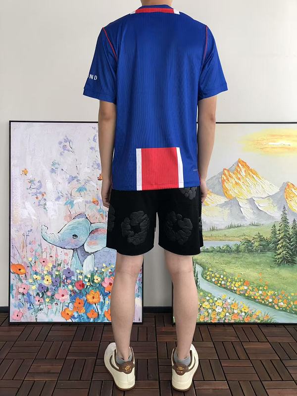 Football T-shirt · 3