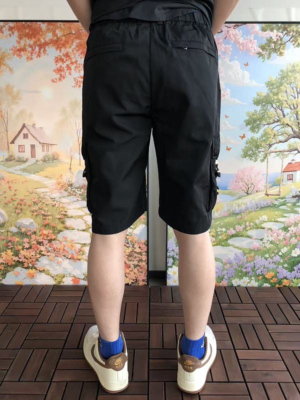 P A A Shorts · 4