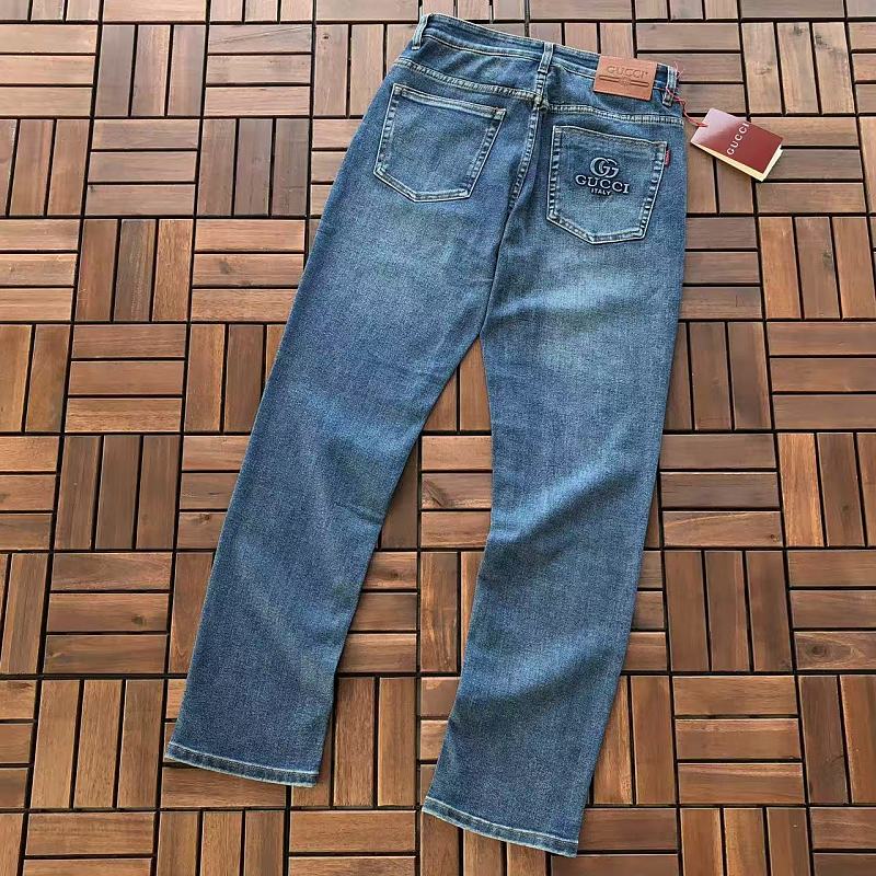 G C I Jeans · 3