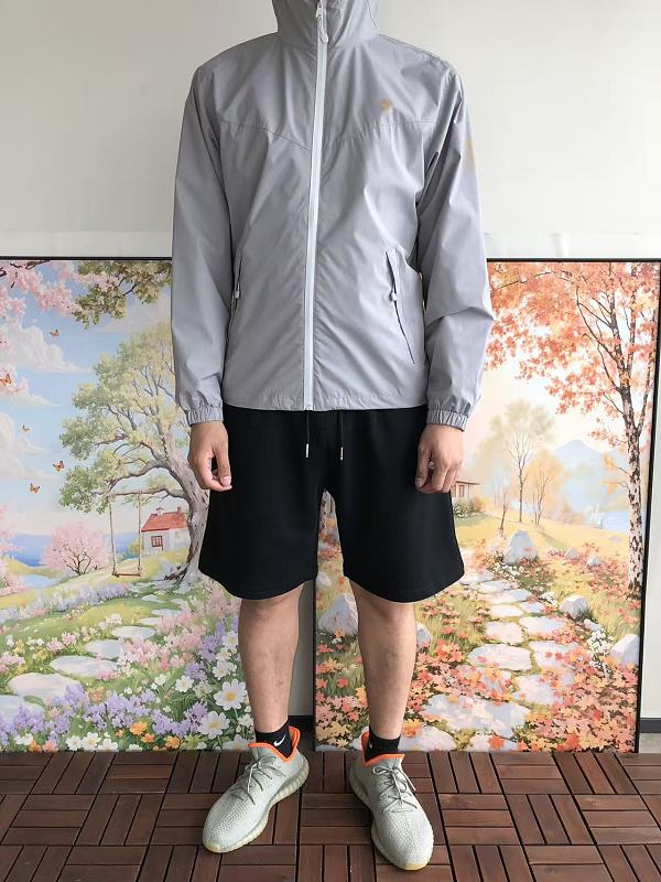T M L D Jacket · 3