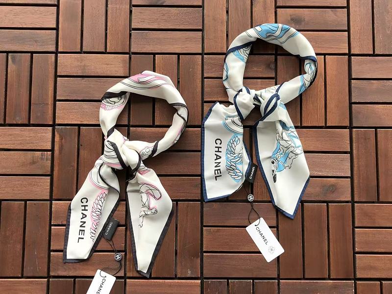 C A E Scarf · 3