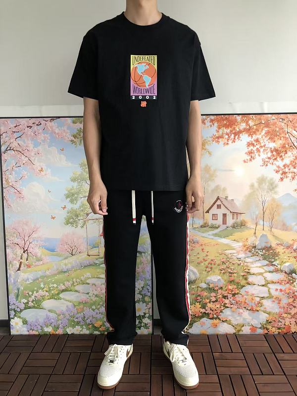 Undefeated T-shirt · 3