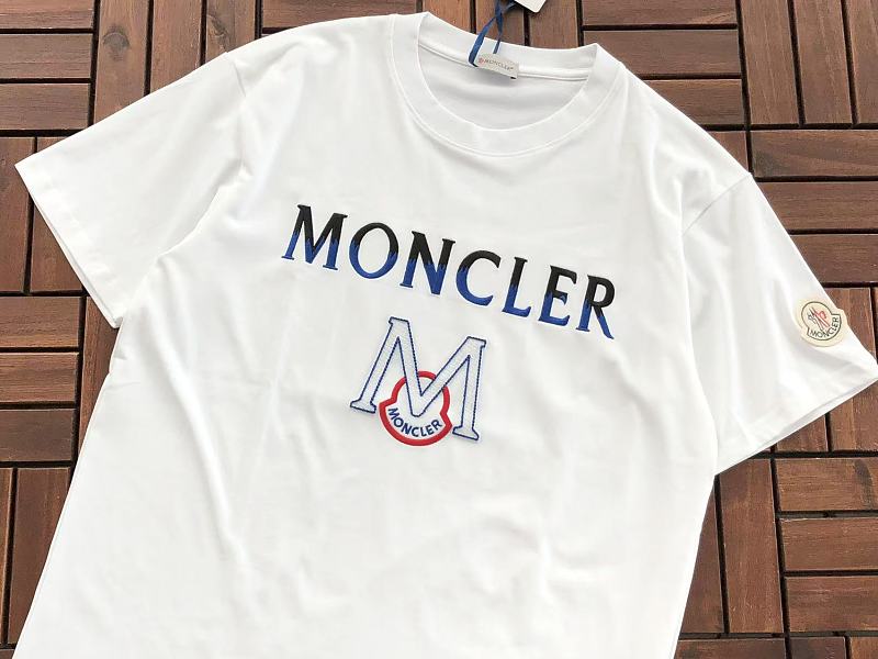 M R T-shirt 9