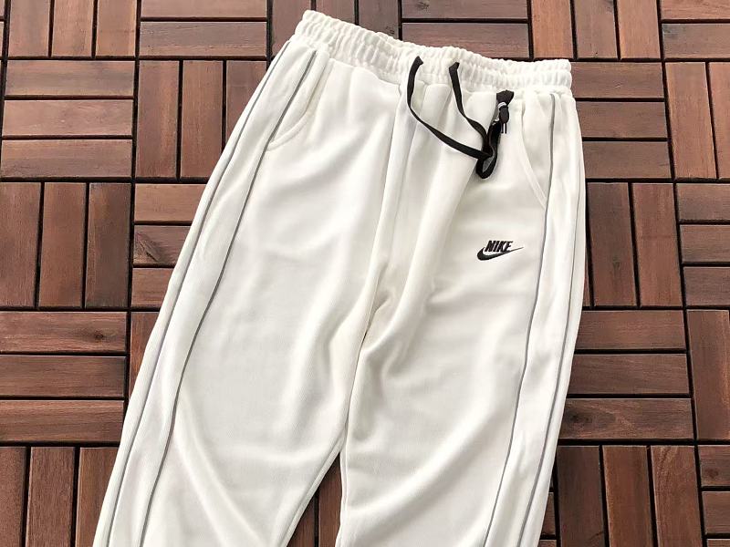 Nike Trousers 7