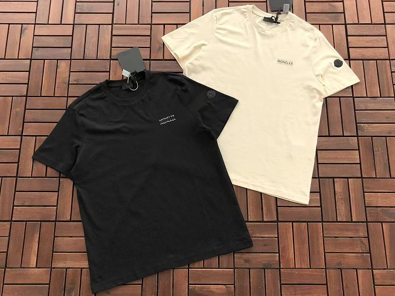 M R T-shirt · 6
