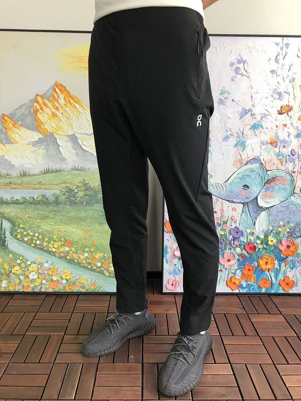 On Ru I G Trousers · 3