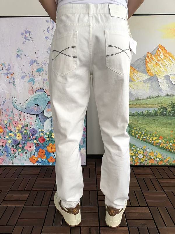 Br N L O C Ci L I Jeans · 4